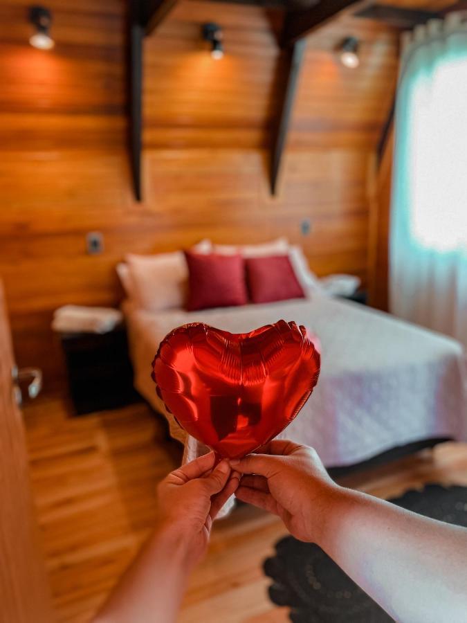 بوم ريتيرو Chale Romantico Com Banheira De Hidromassagem E Lareira المظهر الخارجي الصورة